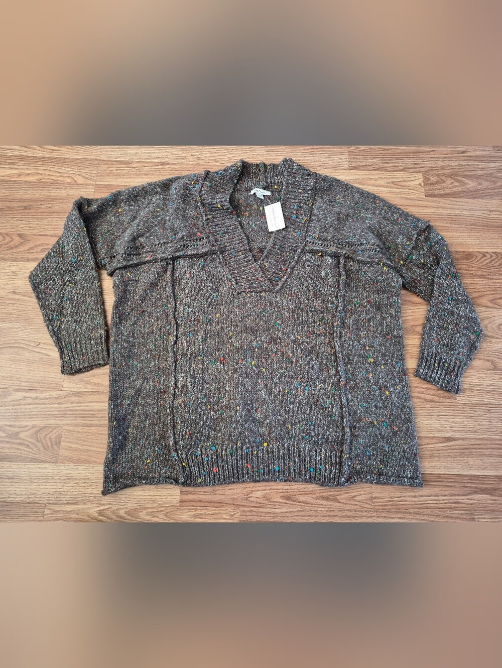 Windsor Cozy Casual Women's Speckled V-Neck Long Sleeve Sweater